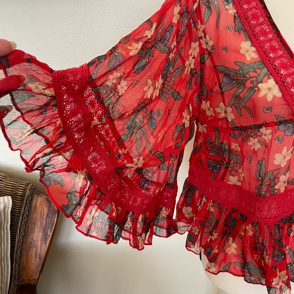 Free People cropped floral top - Picture 2 of 4